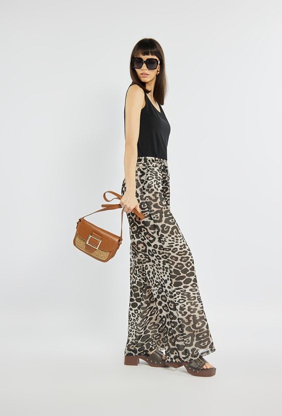 Mała torebka typu koszyk