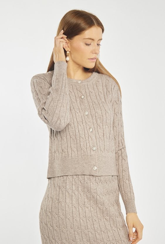 Sweter zapinany na guziki