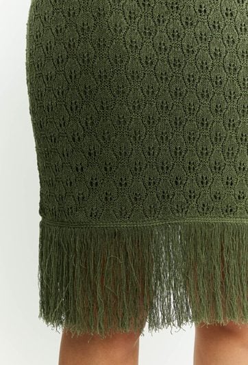 Ażurowa spódnica z frędzlami