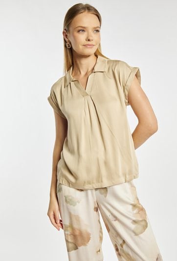 Bluzka z kołnierzem