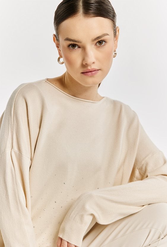 Sweter damski z dżetami