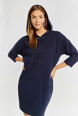 Casualowa sukienka z kapturem