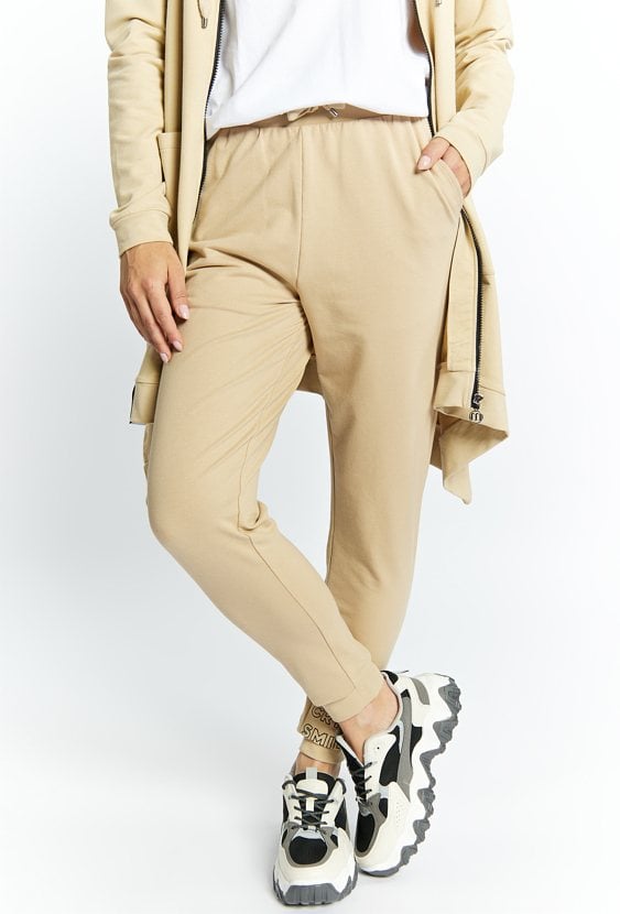 Spodnie dresowe z napisem