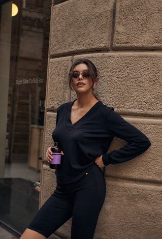 Bluza z modalem i dekoltem w v-nek