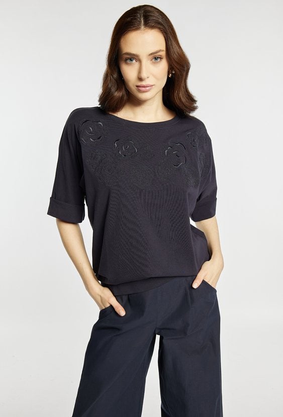 Luźny T-shirt damski