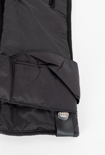 Rękawiczki z ciekawą aplikacją