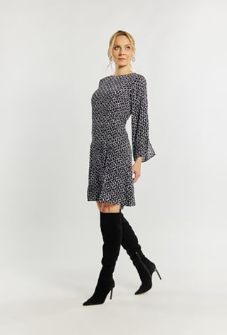 Elegancka sukienka z wzorem