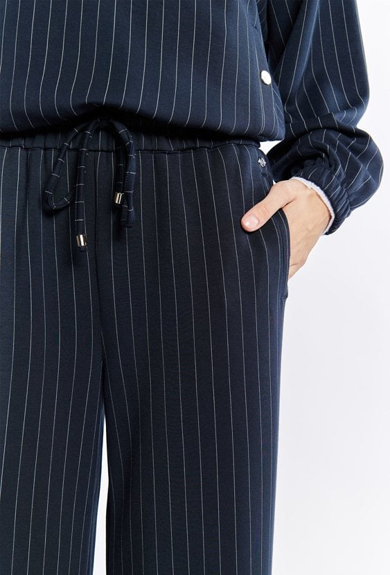 Eleganckie spodnie z wiązaniem