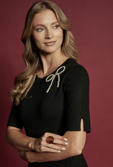 Dopasowana sukienka damska