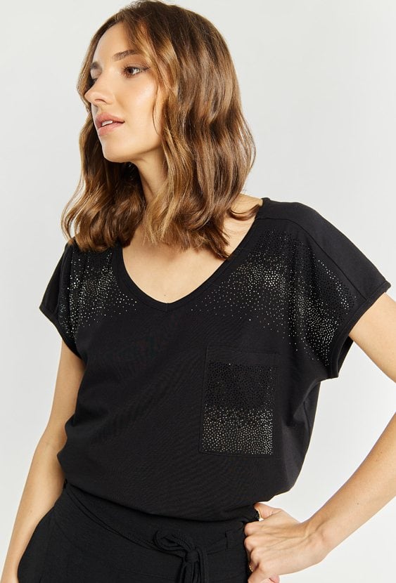 T-shirt damski z dżetami