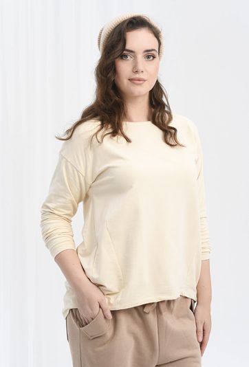 Bluza typu basic w jasnym kolorze