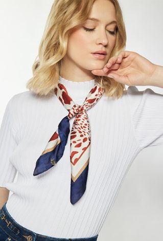 Prążkowany półgolf z krótkim rękawem