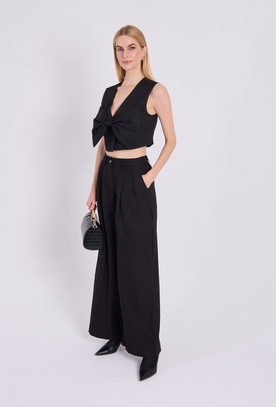 Elegancka kamizelka z kokardą