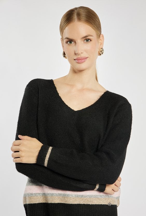 Klasyczny sweter z wiskozą