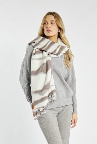 Stylowy szalik z frędzlami