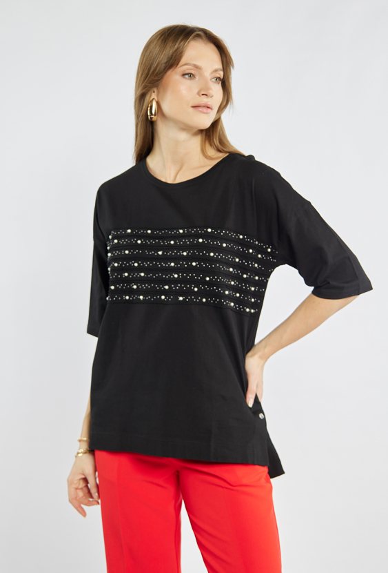 T-shirt z koralikami