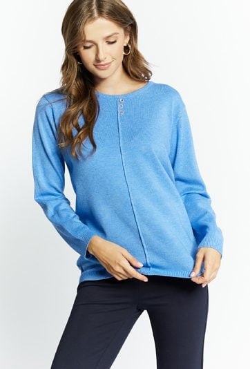 Sweter wykonany z wiskozy