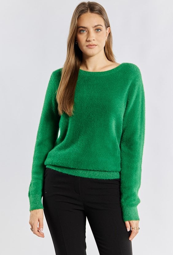 Sweter z połyskującą nicią