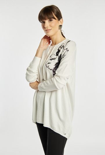 Wzorzysty sweter z wiskozą