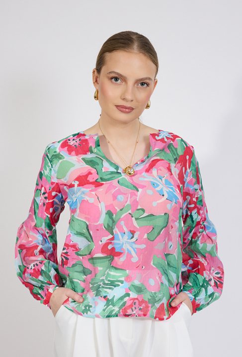 Bluzka z kwiatowym wzorem