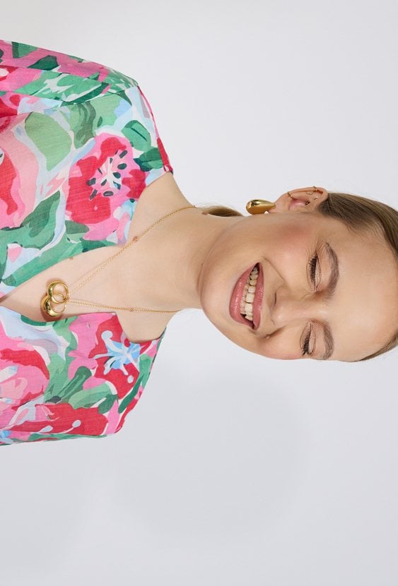 Bluzka z kwiatowym wzorem