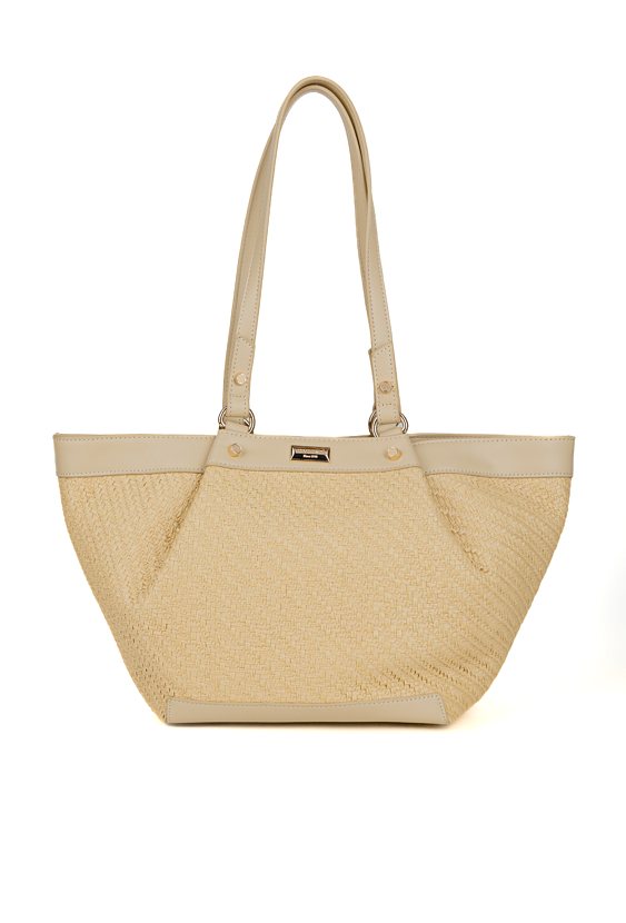 Duży koszyk z plecionką