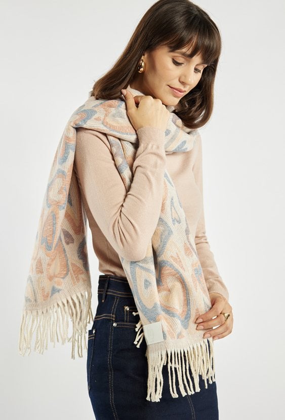 Szalik w pastelowych odcieniach