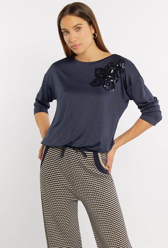 Bluzka z cekinowym wzorem