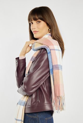 Szalik z wzorem w kratę