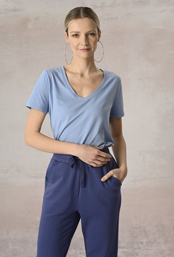 Gładki t-shirt w korze niebieskim