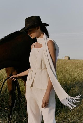 Elegancka kamizelka z wiązaniem