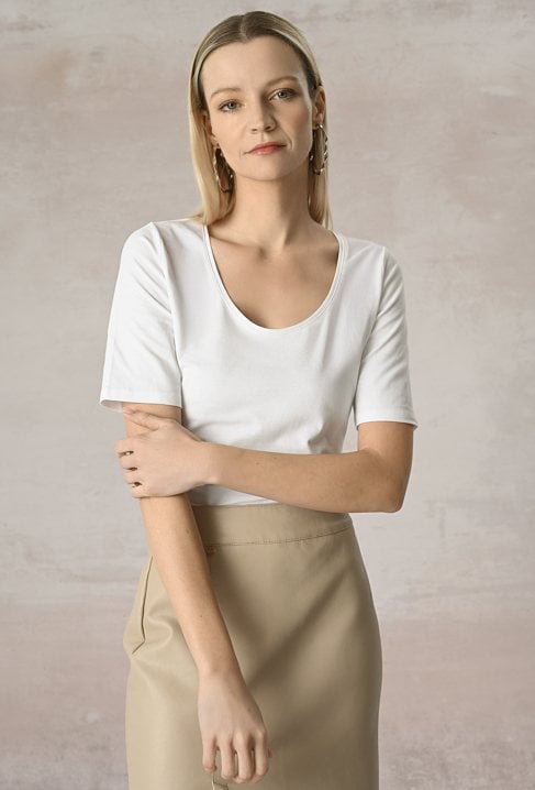 Gładki biały t-shirt