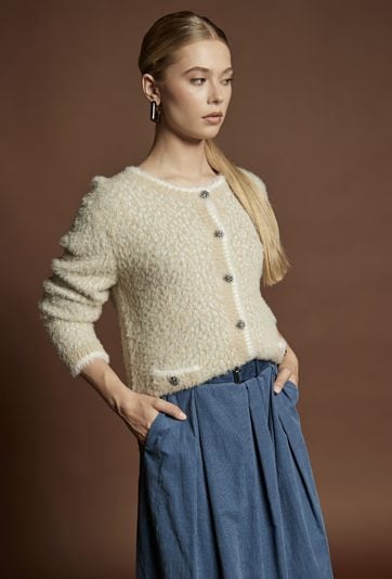 Elegancki, rozpinany sweter