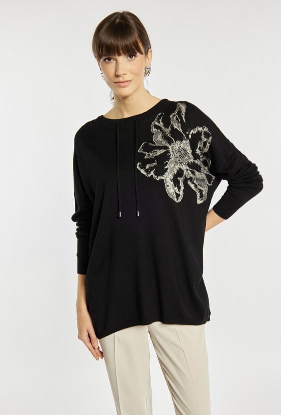 Wzorzysty sweter z wiskozą