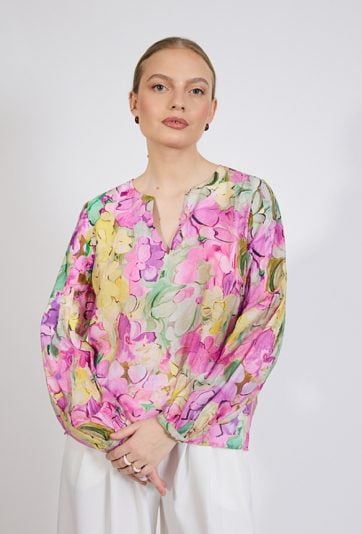 Bluzka z kwiatowym wzorem