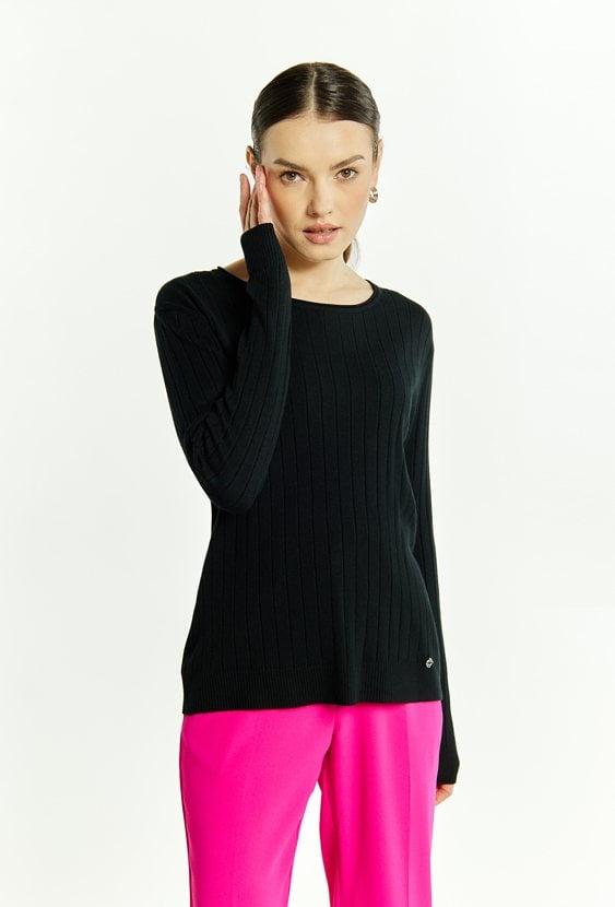 Prążkowany sweter damski