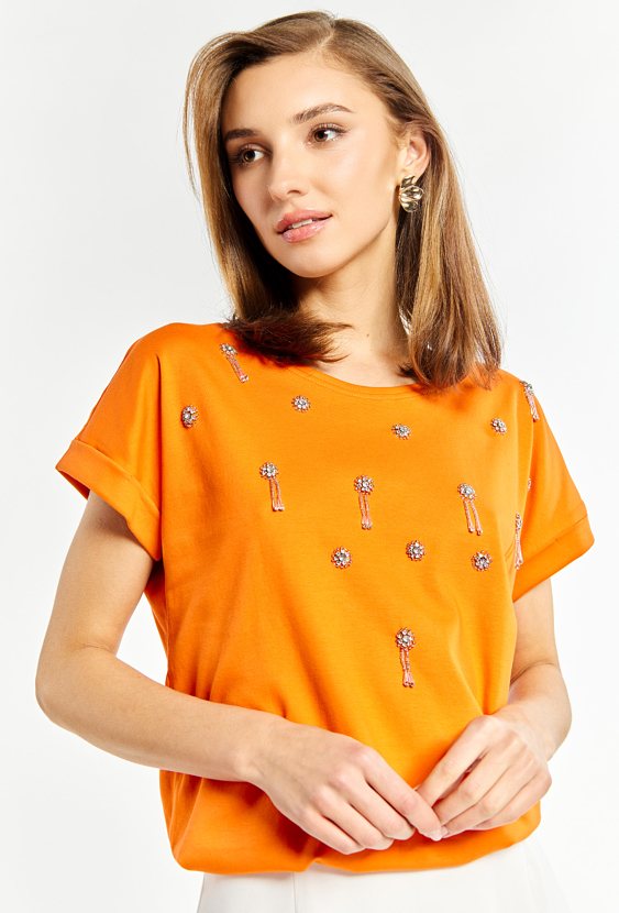 T-shirt z ozdobnymi elementami