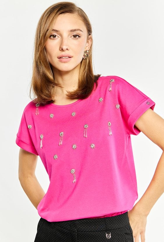 T-shirt z ozdobnymi elementami