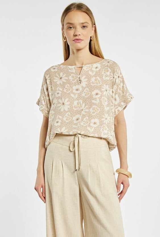 Bluzka z kwiatowym wzorem