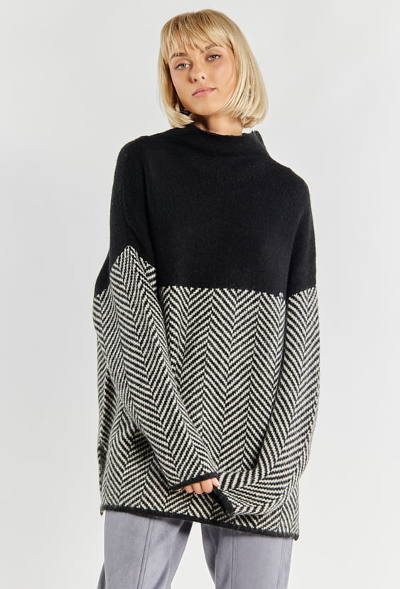 Sweter damski z półgolfem