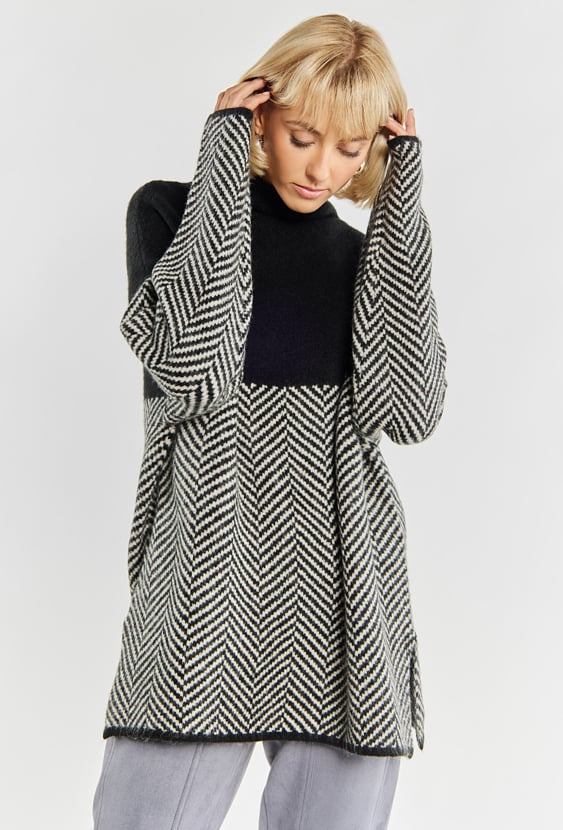 Sweter damski z półgolfem