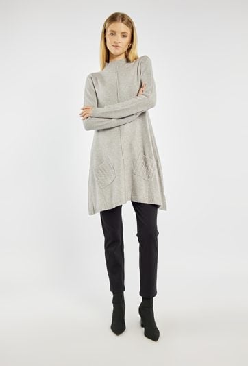 Długi sweter z półgolfem