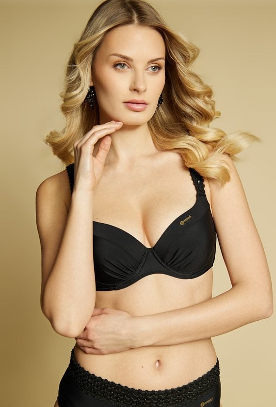 Czarny stanik kąpielowy