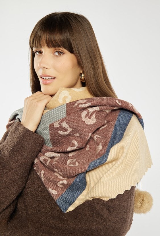 Szal w jesiennej kolorystyce