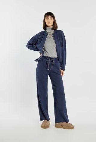 Spodnie o luźnym kroju