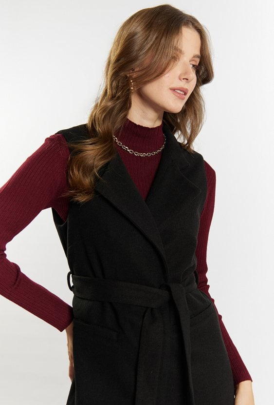 Elegancka kamizelka z paskiem