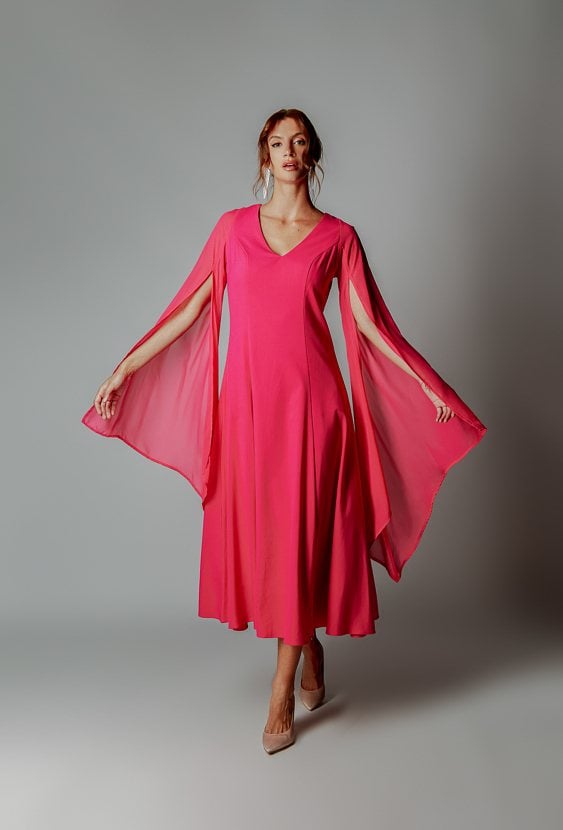 Sukienka damska z rozcięciami na rękawach