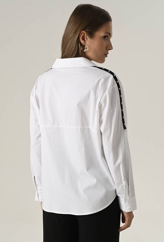 Oversizowa biała koszula z bawełny