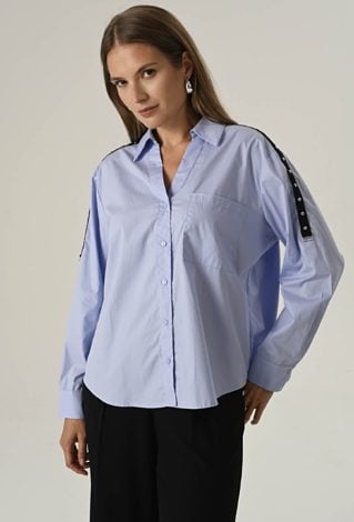 Oversizowa błękitna koszula z bawełny