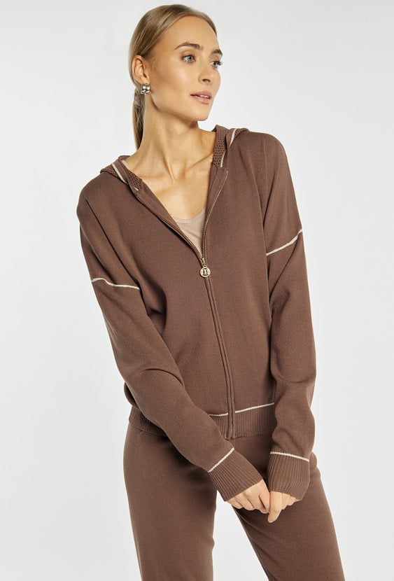 Sweter damski z kapturem